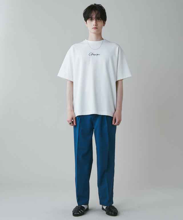 ホワイト モデル：180cm L着用