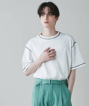 ホワイトその他 モデル：180cm L着用