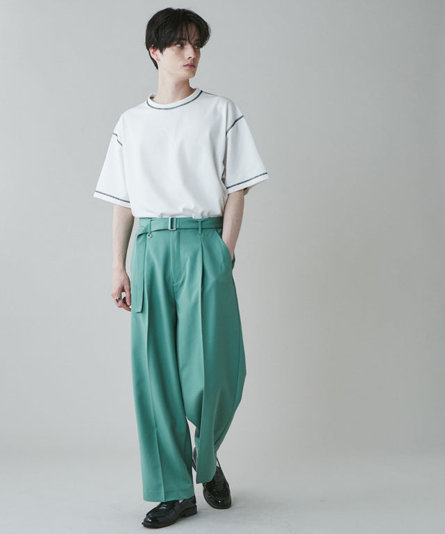 ホワイトその他 モデル：180cm L着用