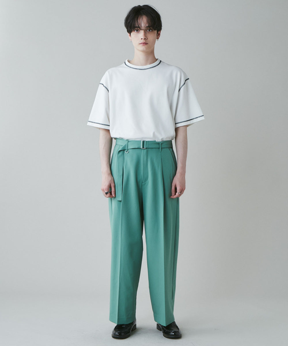 ホワイトその他 モデル：180cm L着用