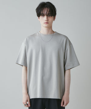 ベージュ モデル：180cm L着用