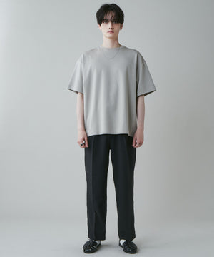 ベージュ モデル：180cm L着用