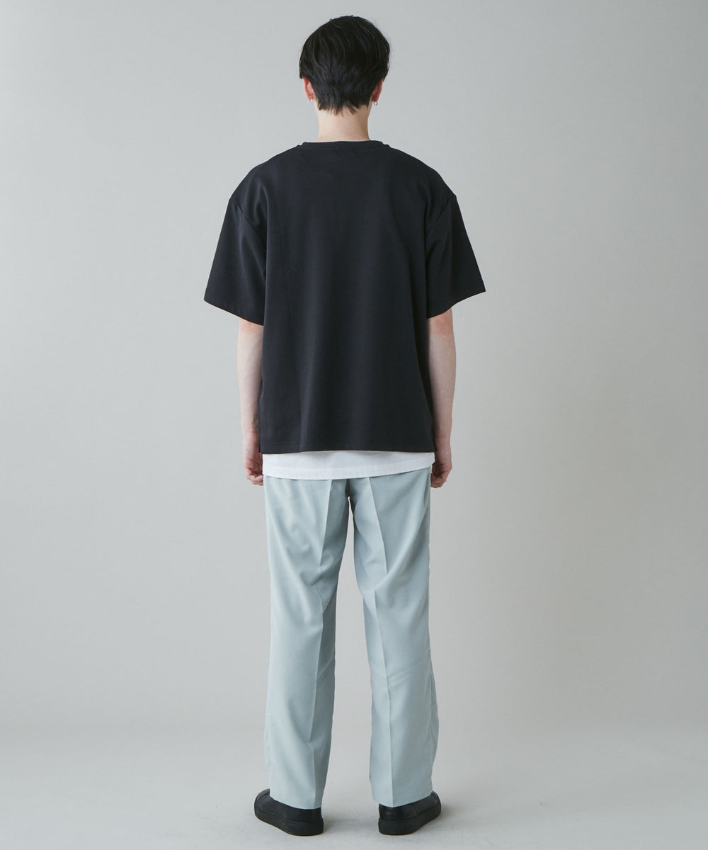 ブラック モデル：180cm L着用