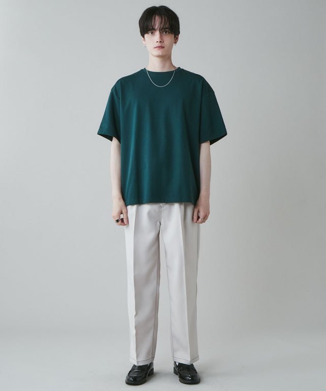 Dグリーン モデル：180cm L着用