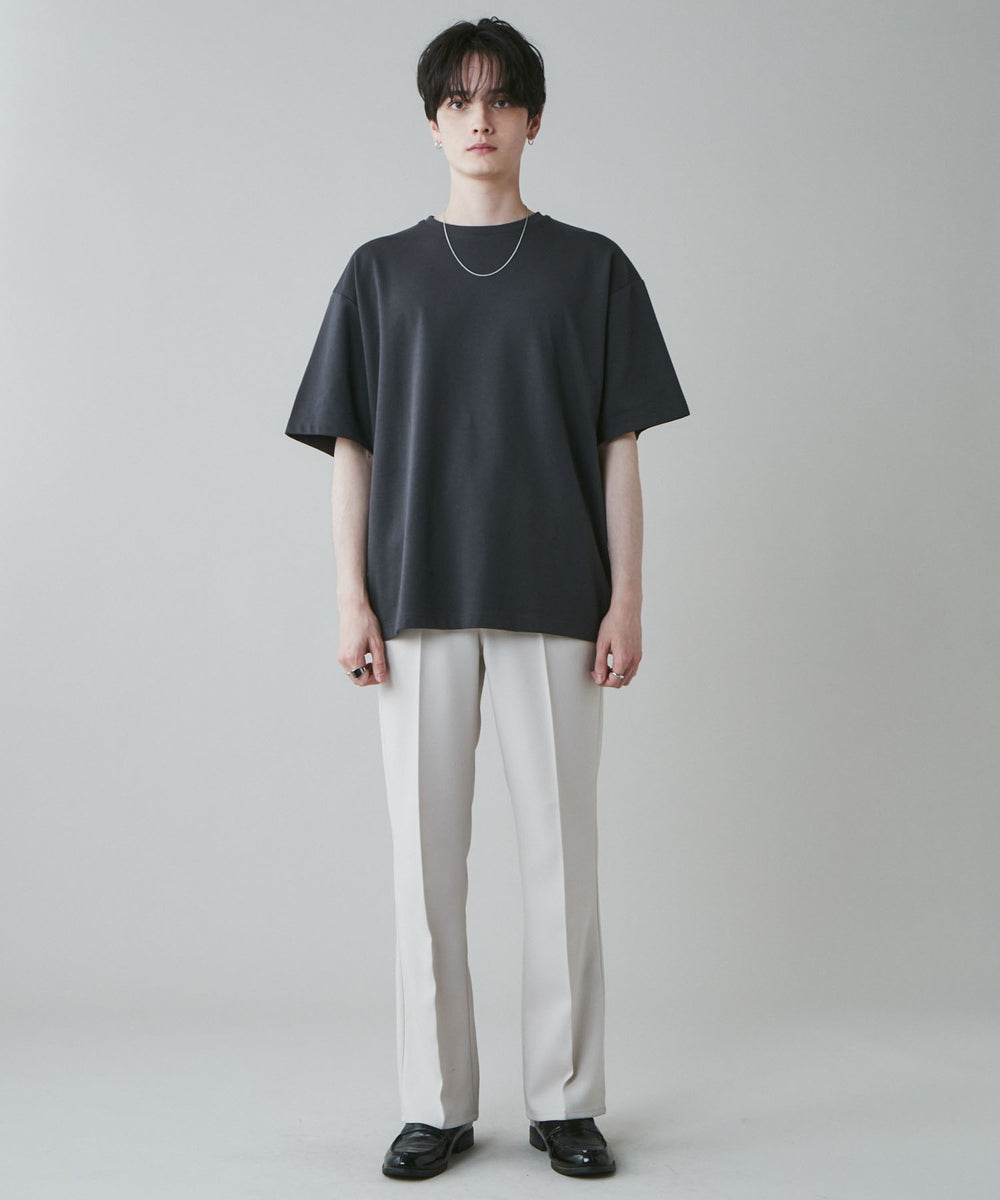 Dグレー モデル：180cm L着用