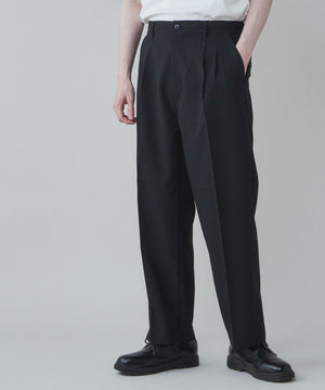 ブラック モデル：180cm L着用