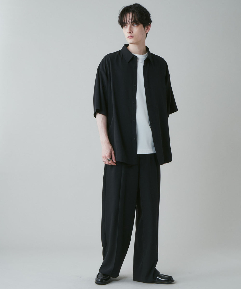 ブラック モデル：180cm L着用