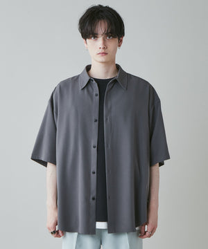 Dグレー モデル：180cm L着用