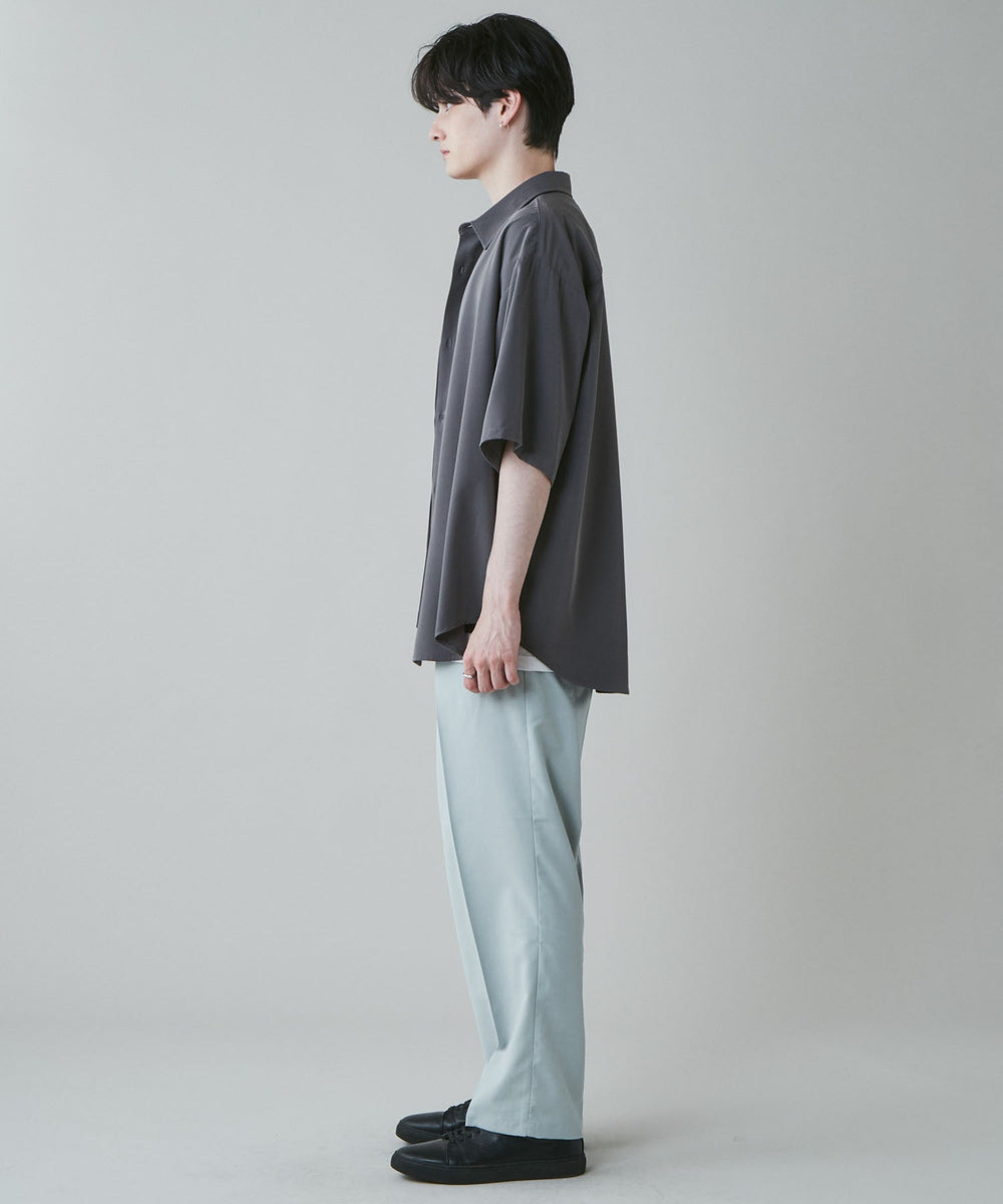 Dグレー モデル：180cm L着用