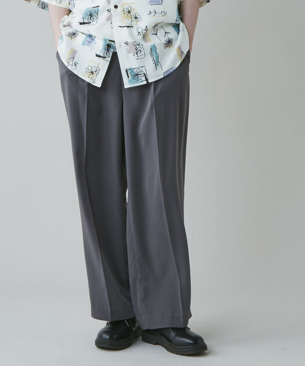 Dグレー モデル：180cm L着用