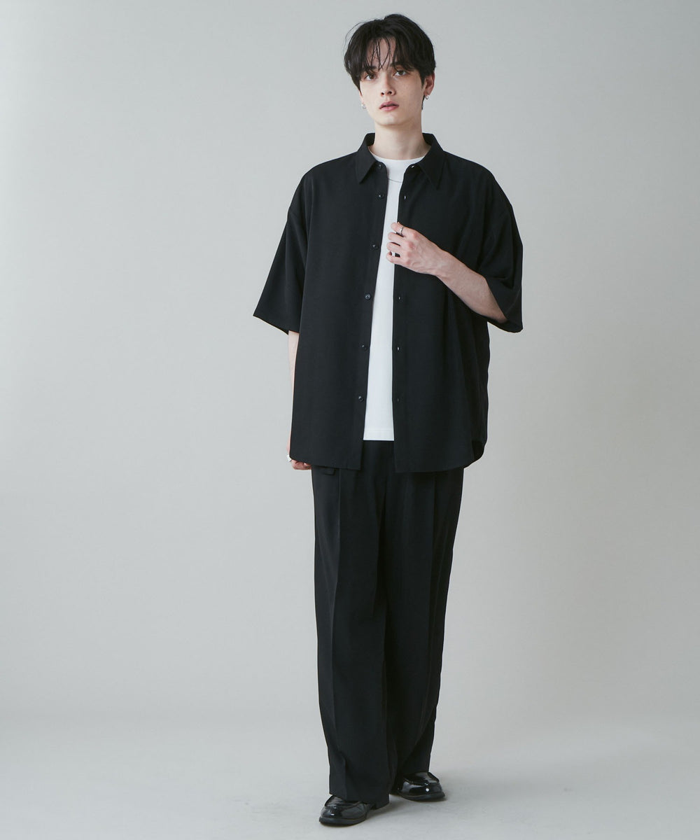 ブラック モデル：180cm L着用