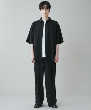 ブラック モデル：180cm L着用