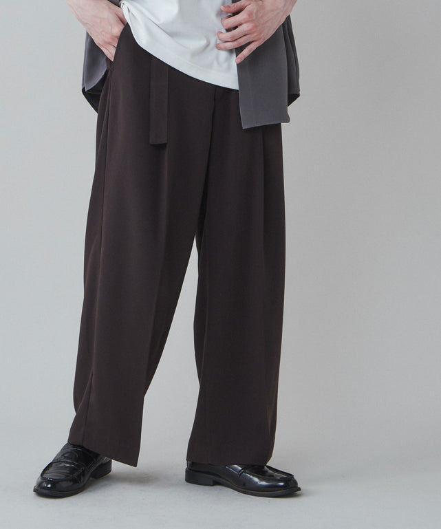 Dブラウン モデル：180cm L着用