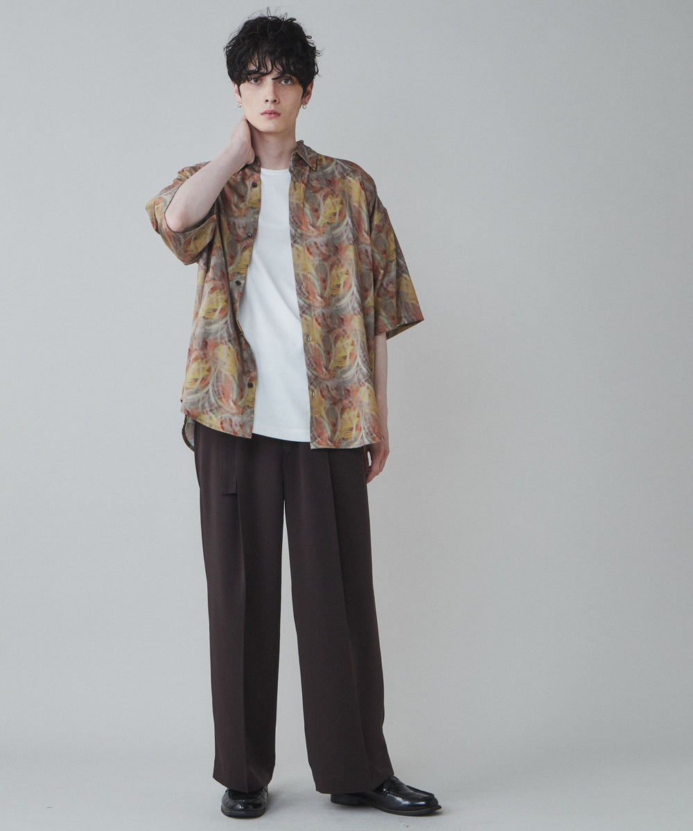 柄10 モデル：180cm L着用