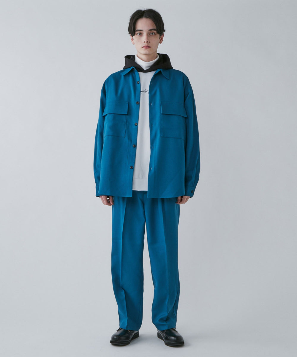 ブルーその他 モデル：180cm L着用