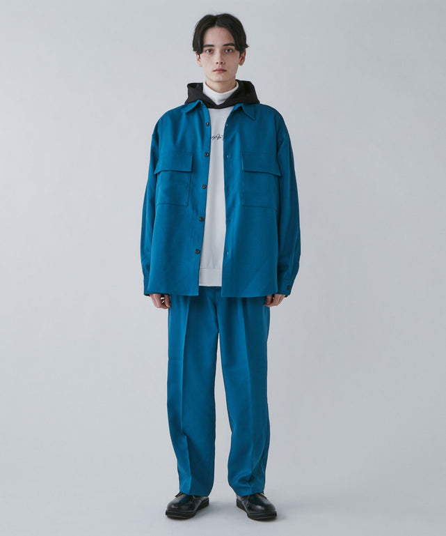 ブルーその他 モデル：180cm L着用