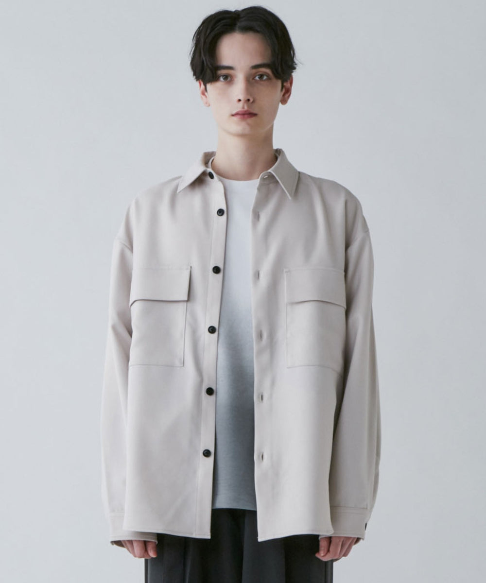 ホワイトアイボリー  モデル：180cm L着用