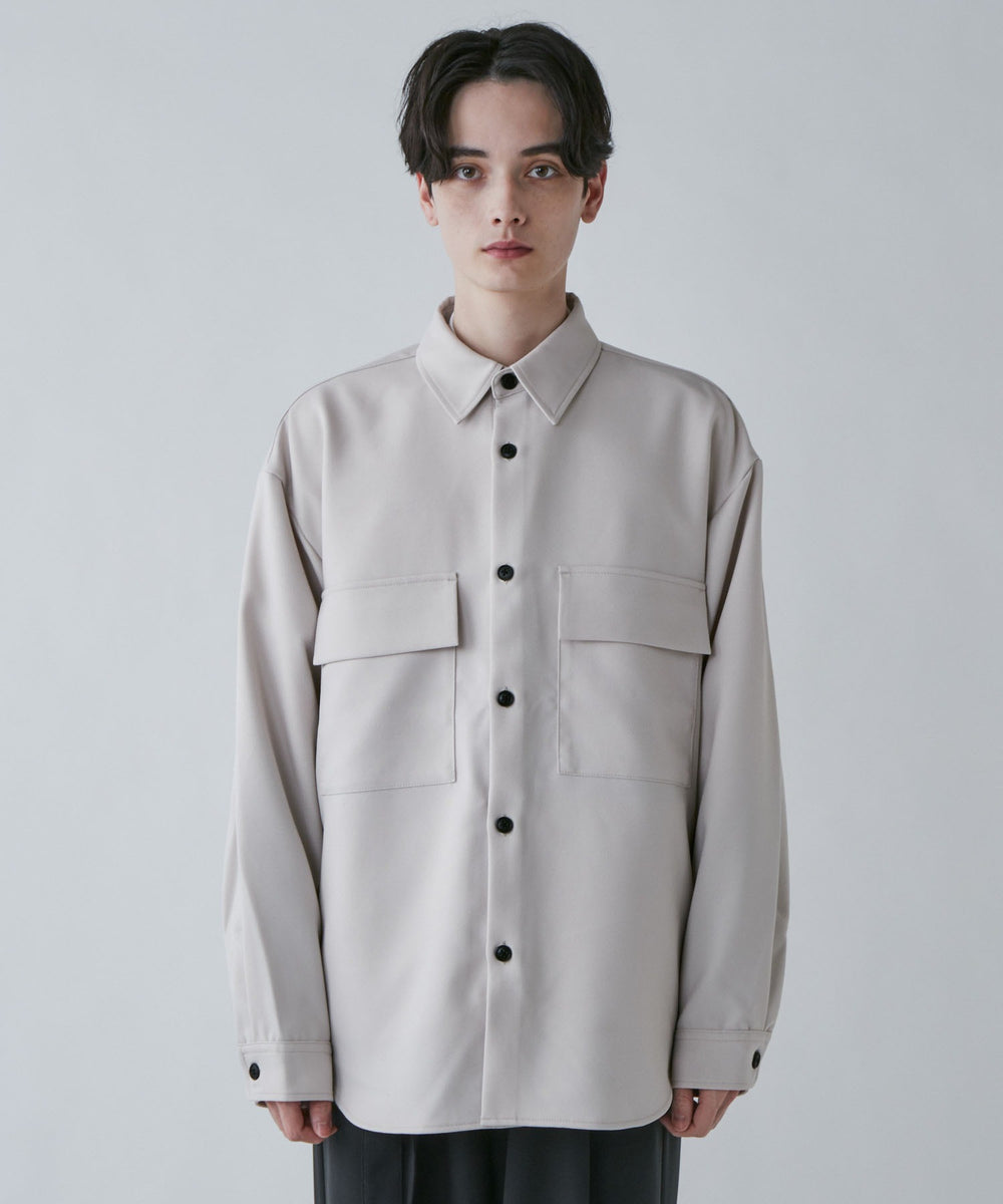 ホワイトアイボリー  モデル：180cm L着用