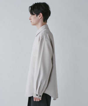 ホワイトアイボリー  モデル：180cm L着用