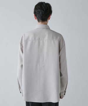 ホワイトアイボリー  モデル：180cm L着用