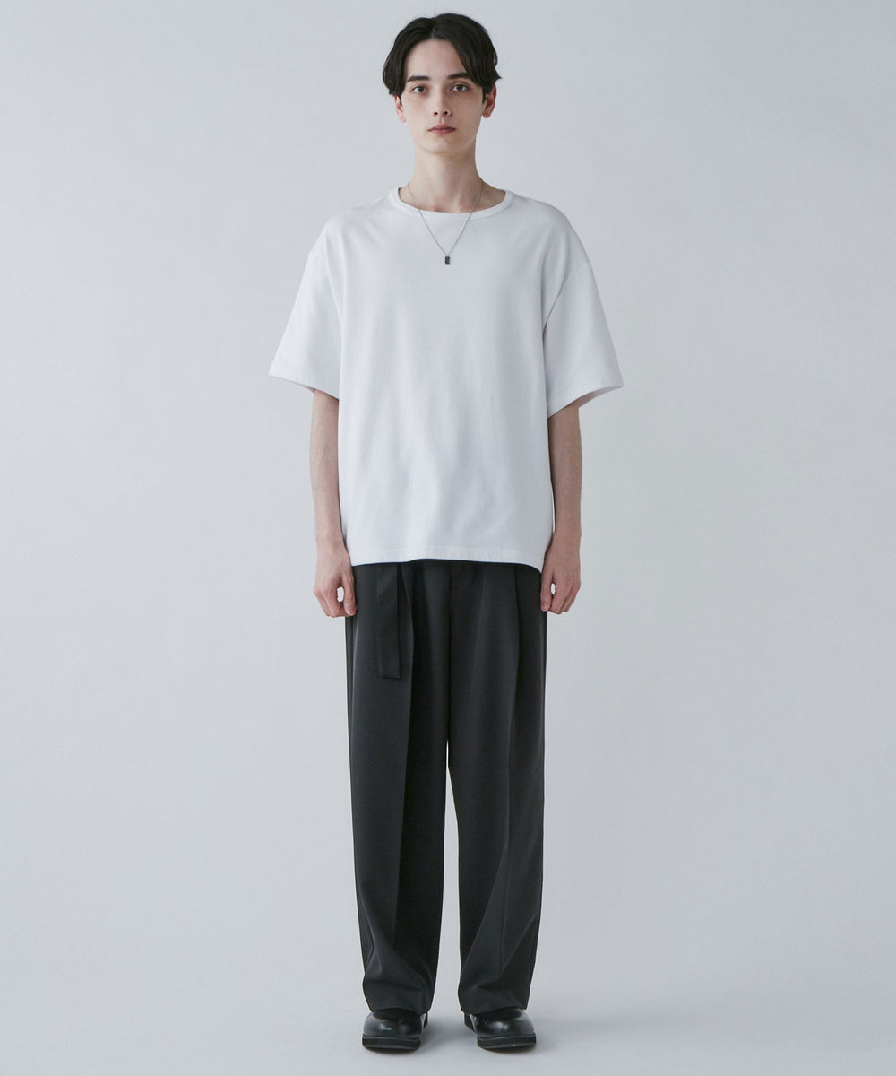 ブラック モデル：180cm L着用