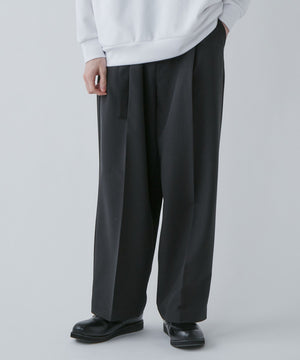 ブラック モデル：180cm L着用