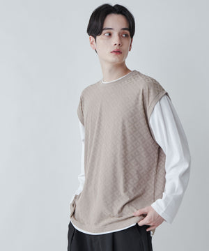 ベージュその他 モデル：180cm L着用