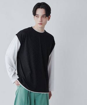 ブラックその他 モデル：180cm L着用