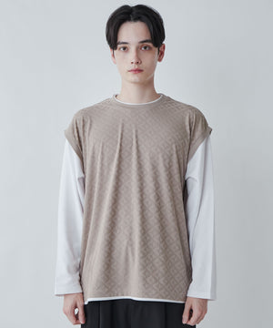 ベージュその他 モデル：180cm L着用