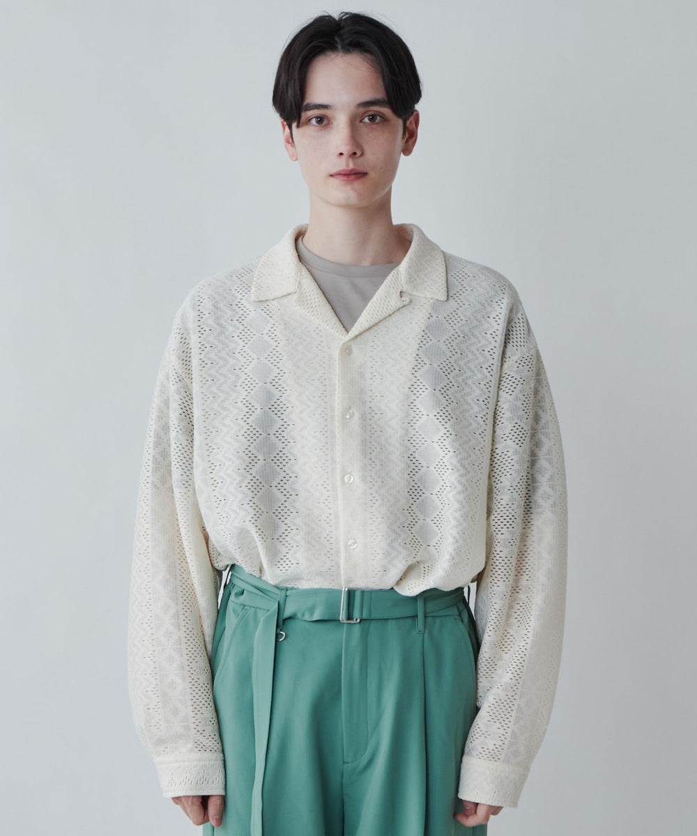 ホワイトその他 モデル：180cm L着用