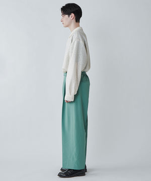 ホワイトその他 モデル：180cm L着用