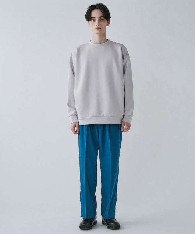 ベージュ モデル：180cm L着用