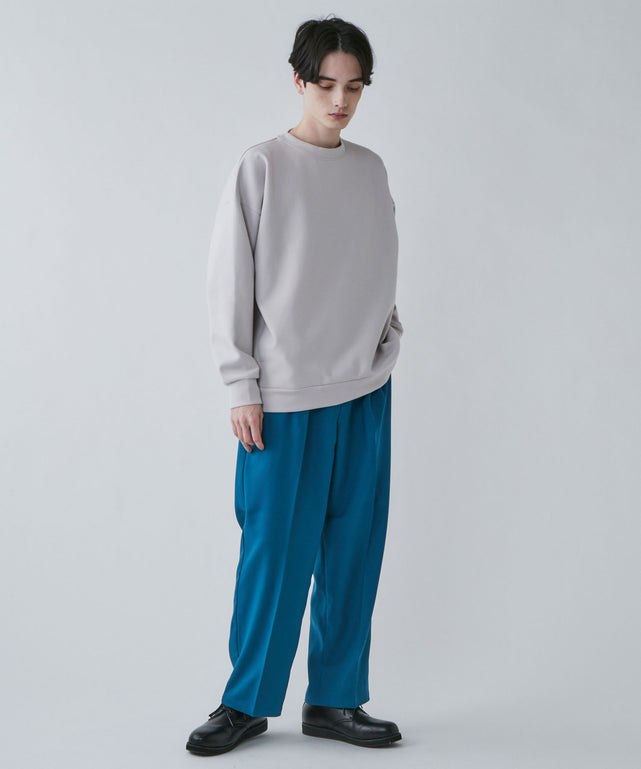 ベージュ モデル：180cm L着用