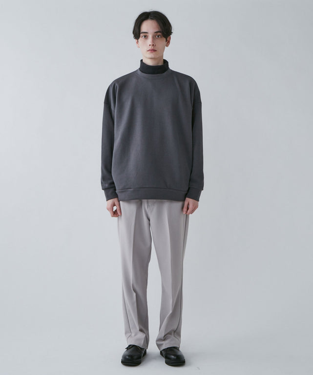 Dグレー モデル：180cm L着用