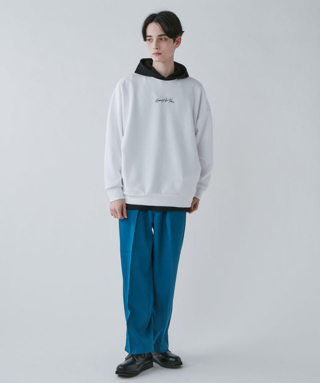 ホワイト モデル：180cm L着用