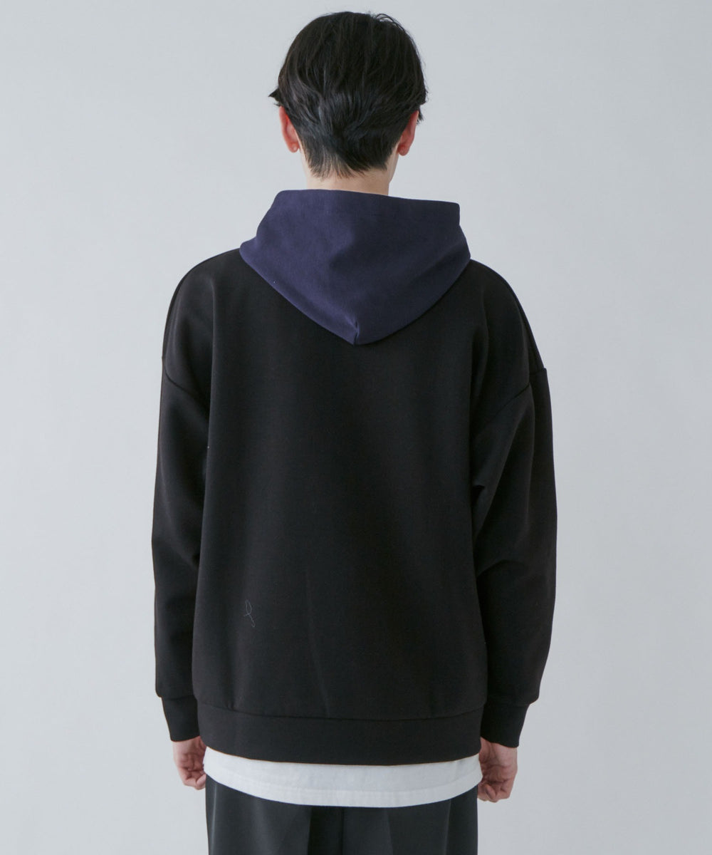 ブラック モデル：180cm L着用