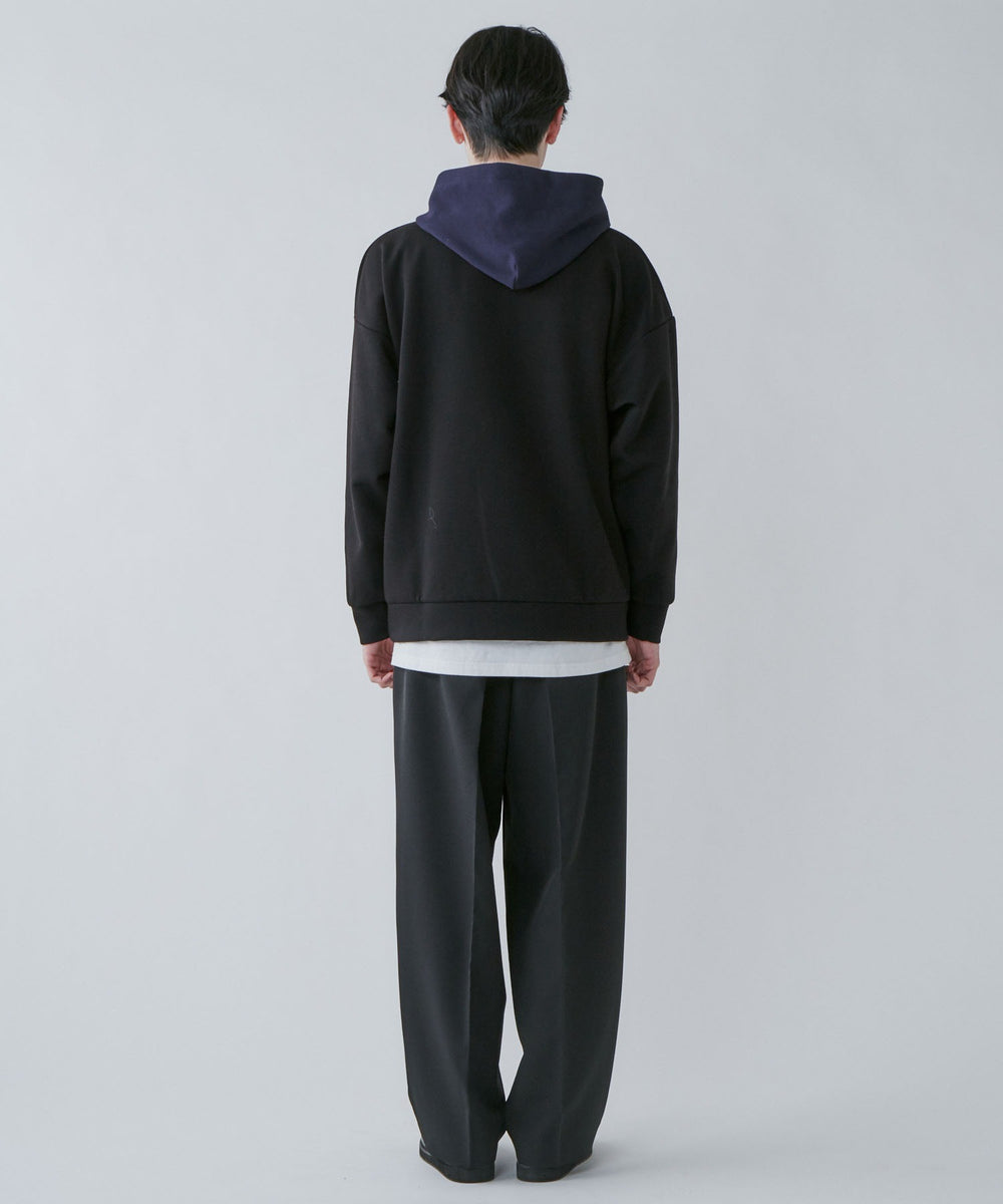 ブラック モデル：180cm L着用