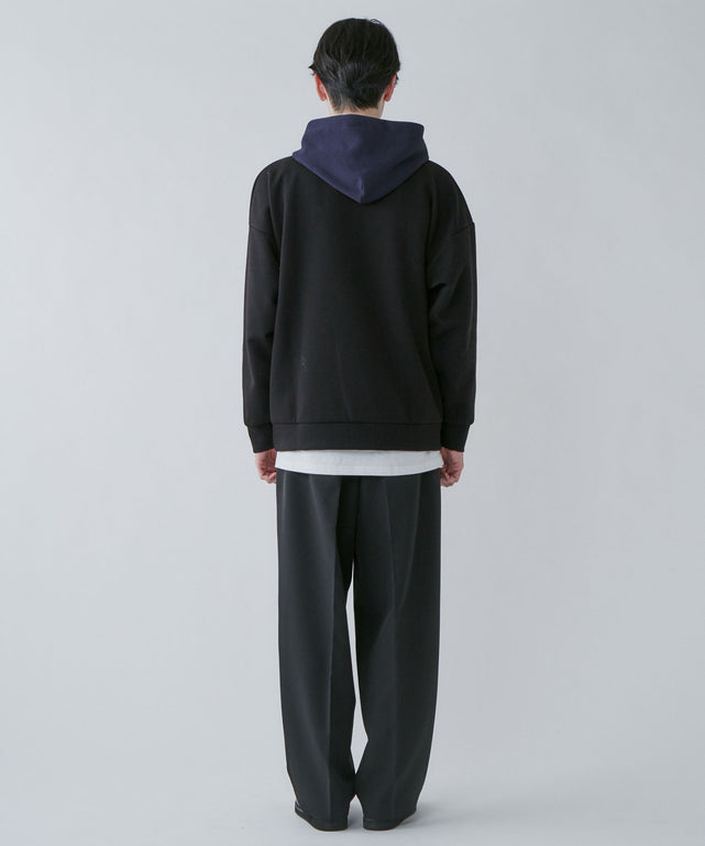 ブラック モデル：180cm L着用