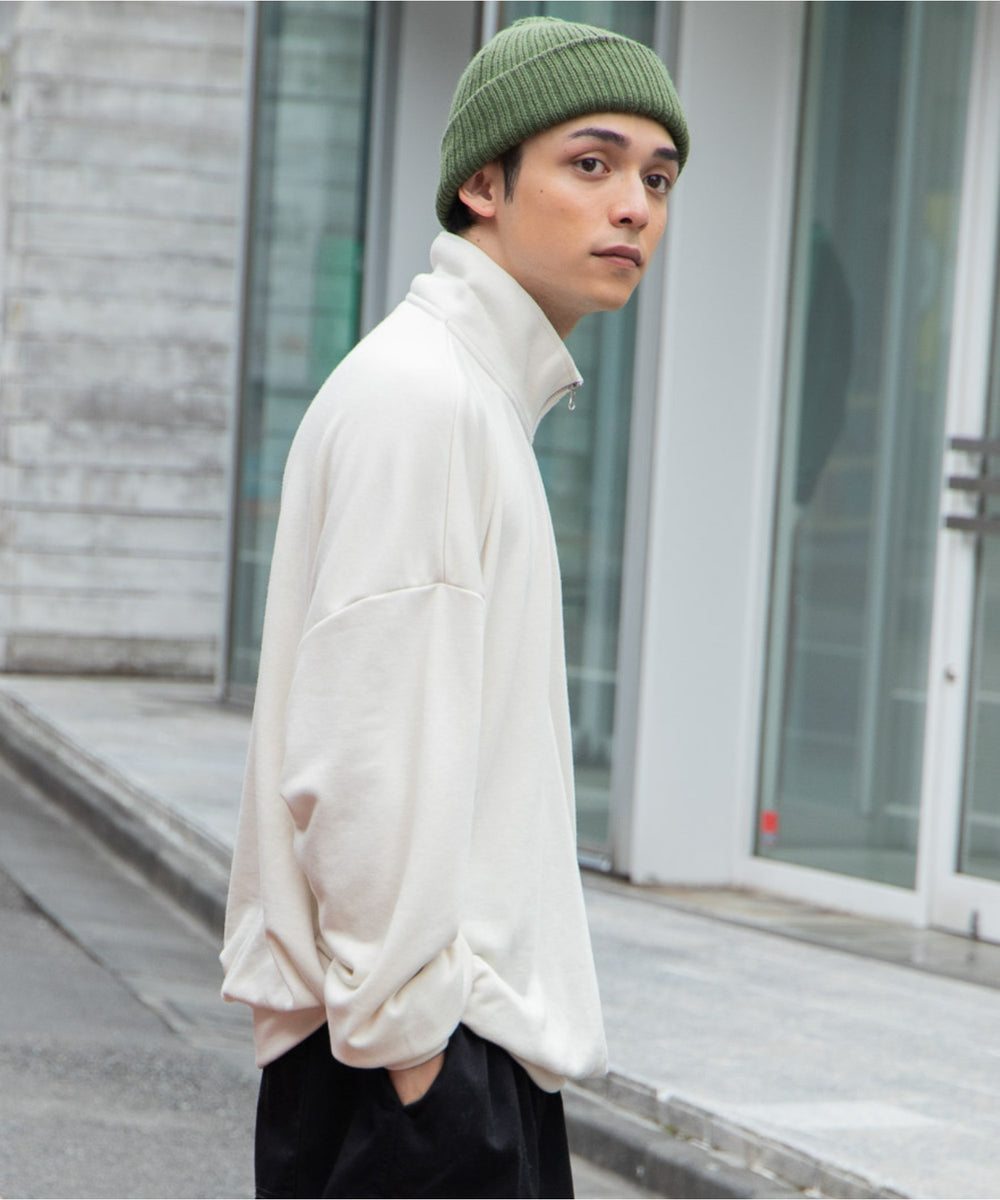 ナチュラル モデル：175cm L着用