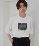 別注 LIFE GRAPHIC LOOSE TEE/柄４モデル：177cm L着用