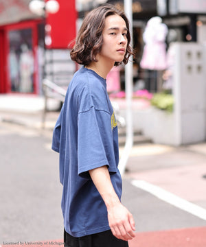 ネイビー モデル：174㎝ L着用