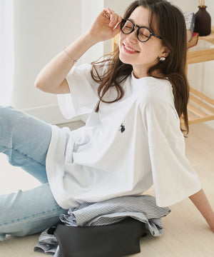 ホワイト モデル：162cm M着用