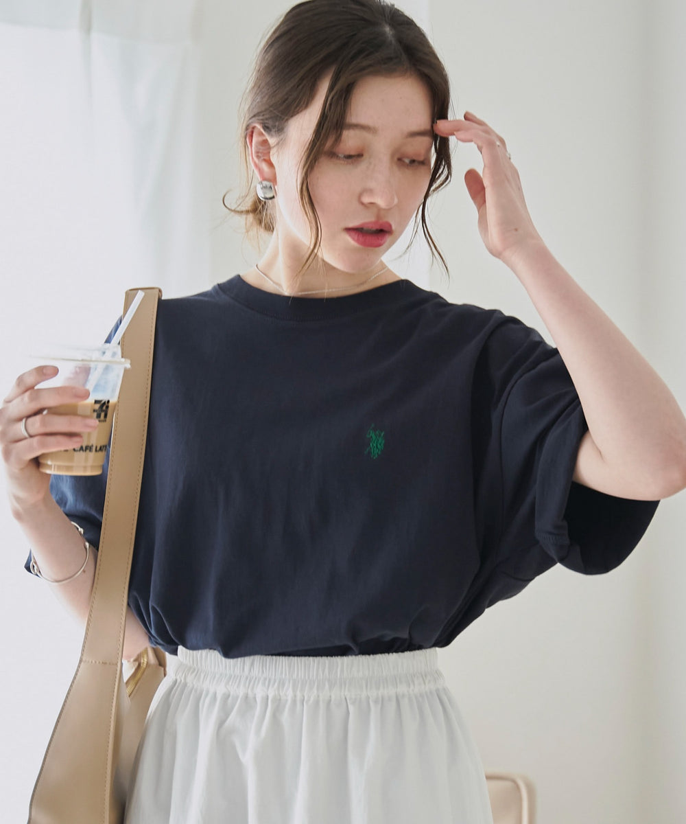 ネイビー モデル：162cm M着用