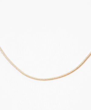 シンプルチェーンネックレス