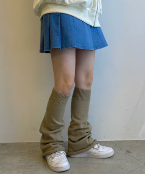 ベージュ