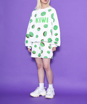 グリーン(キウイ) モデル：165㎝ ２着用