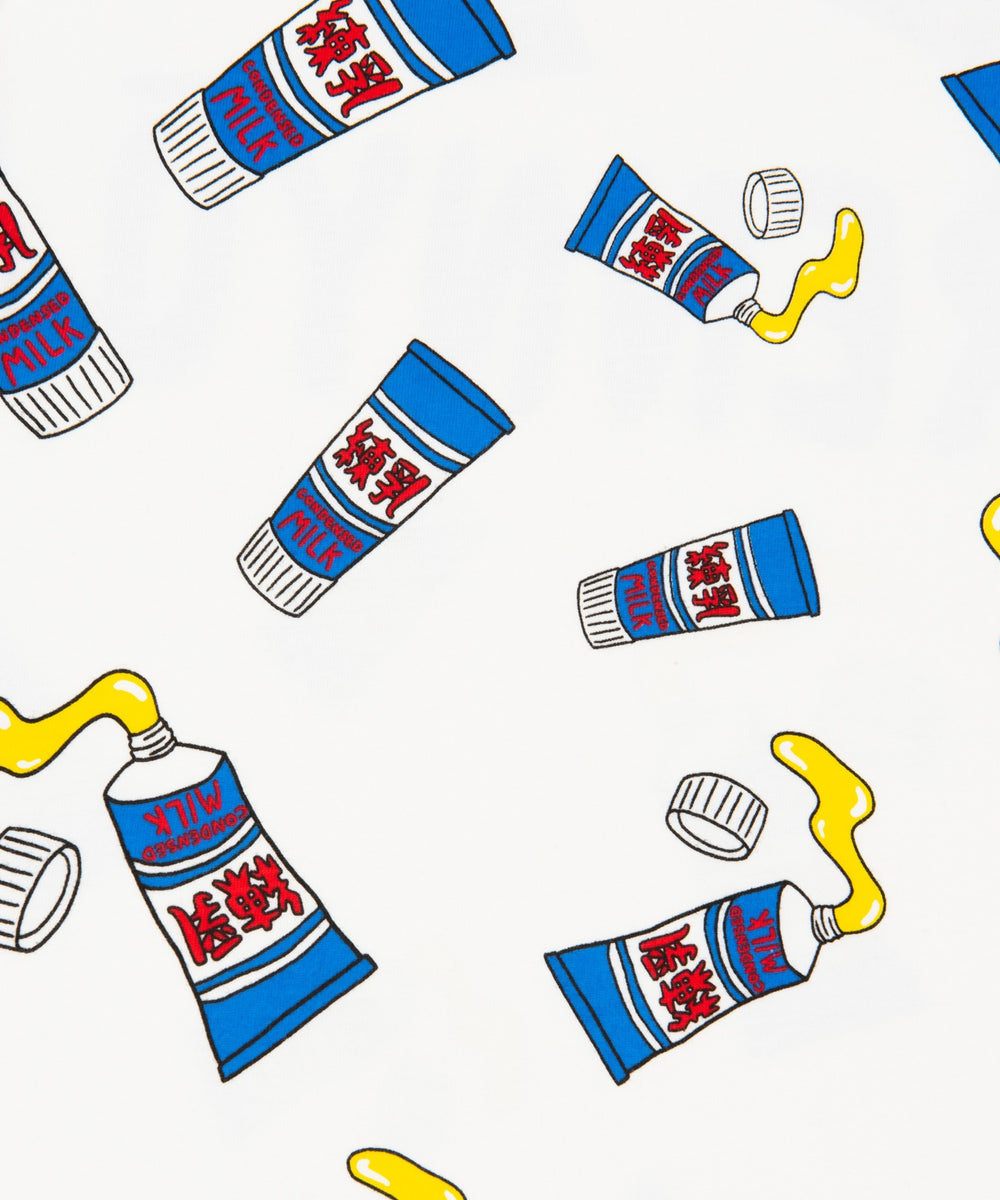 ﾌｰﾄﾞ総柄Tｼｬﾂ