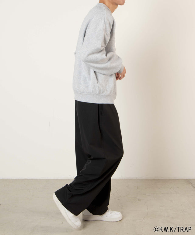 グレー　モデル：175cm F着用