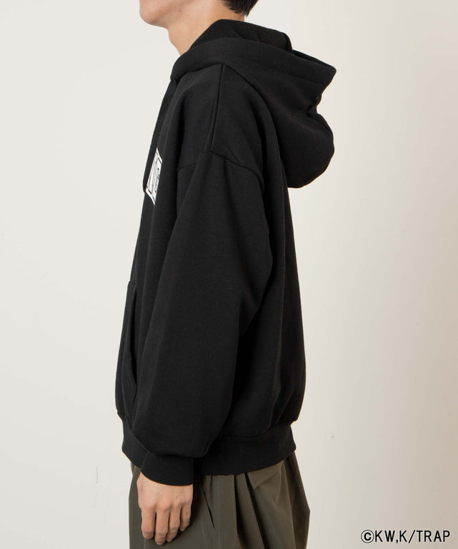 ブラック モデル：175cm F着用