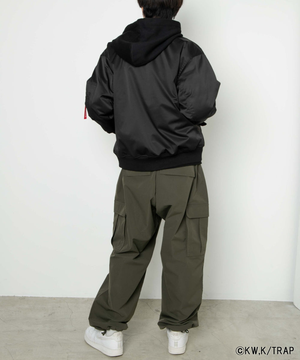 ブラック モデル：175cm L着用